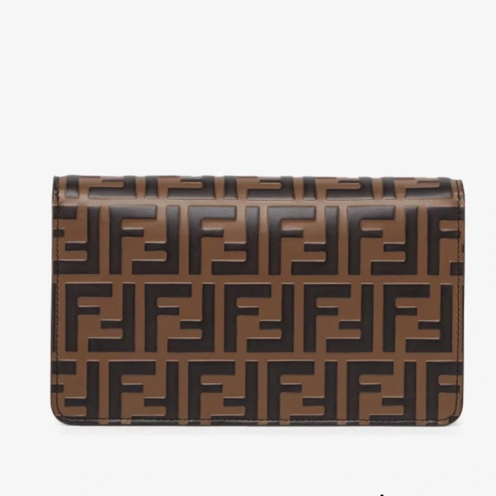 FF Diamonds Wallet On Chain - Picture 3 of 5